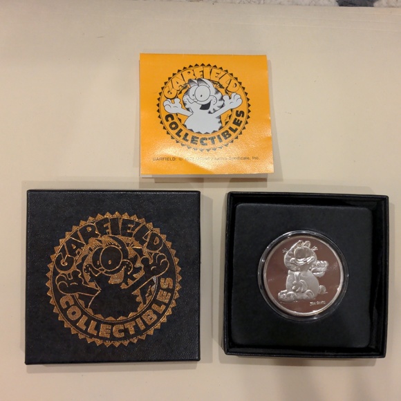 Garfield 1987 first limited collectes series silver coin .999 medallion. - Picture 9 of 9